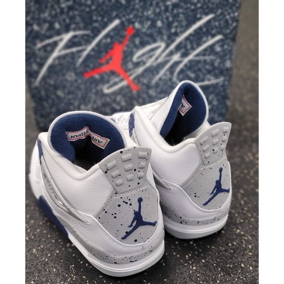 Air Jordan 4 Retro Midnight Navy Size 9 Men's/10.5 Women's DH6927-140 - Picture 4 of 8